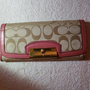 Coach wallet